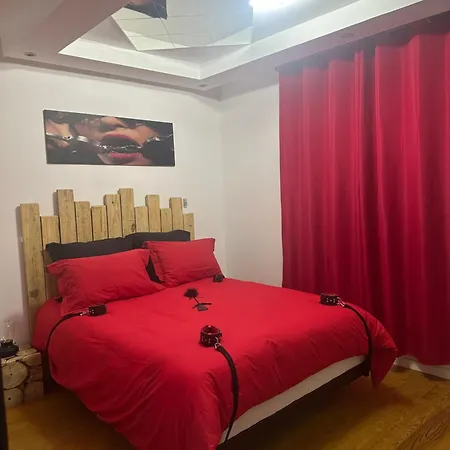 La Maison Des Plaisirs Love Room Champigny  Exterior photo